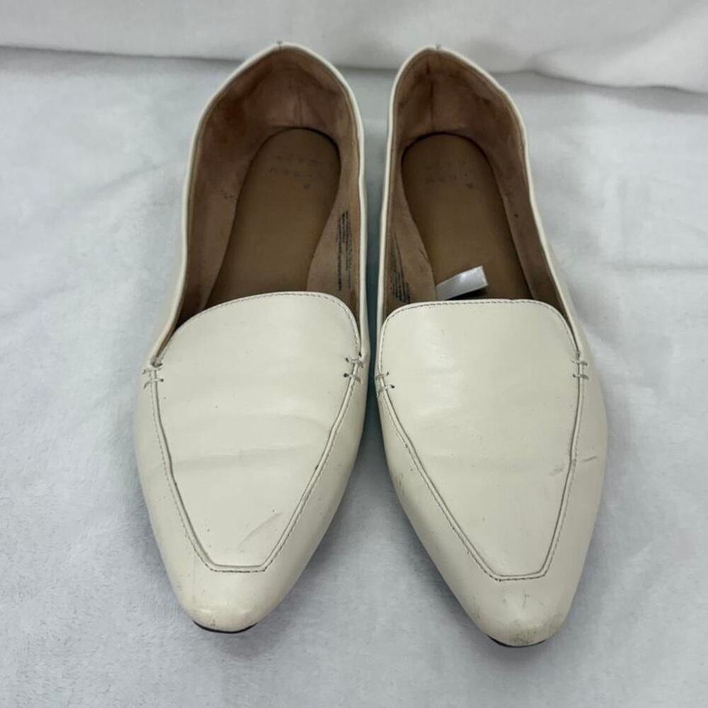 Target white loafers size